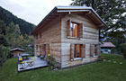 Holzrahmenbau, BSH-Decken, Nicht-Sicht-Dachstuhl, Lärchenschalung in unterschiedlichen Breiten